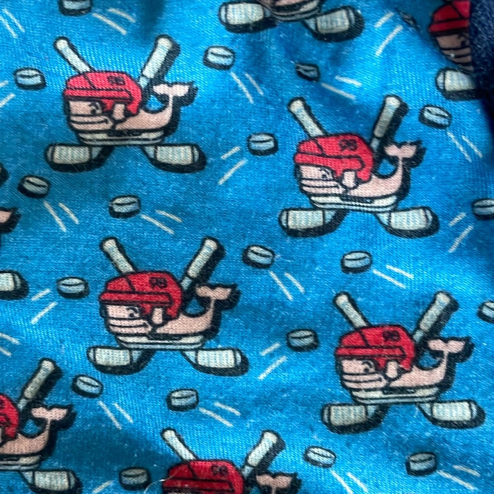 Vineyard Vine hockey pajama bottoms.